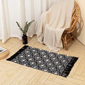 Small Boho Kitchen Rug, Hand-Woven Accent Cotton Neutral Tufted Textured Carpet with Tassel for Bedroom Bathroom, Modern Farmhouse Decorative Washable Mat, Black Gray Green Yellow 2'x3'