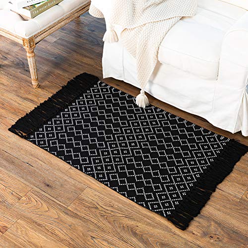 Black Woven Rug Kitchen, Boho Bathroom Rug with Tassel, Small Cotton Bath Mat with Geometric Diamond Woven Pattern for Bedroom Living Room Vintage Accent Chic Reversible Rug 2'x3' 2'x4.3' Off White